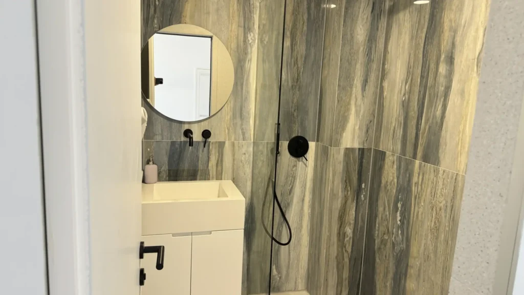 King Suite with Sea View (14)